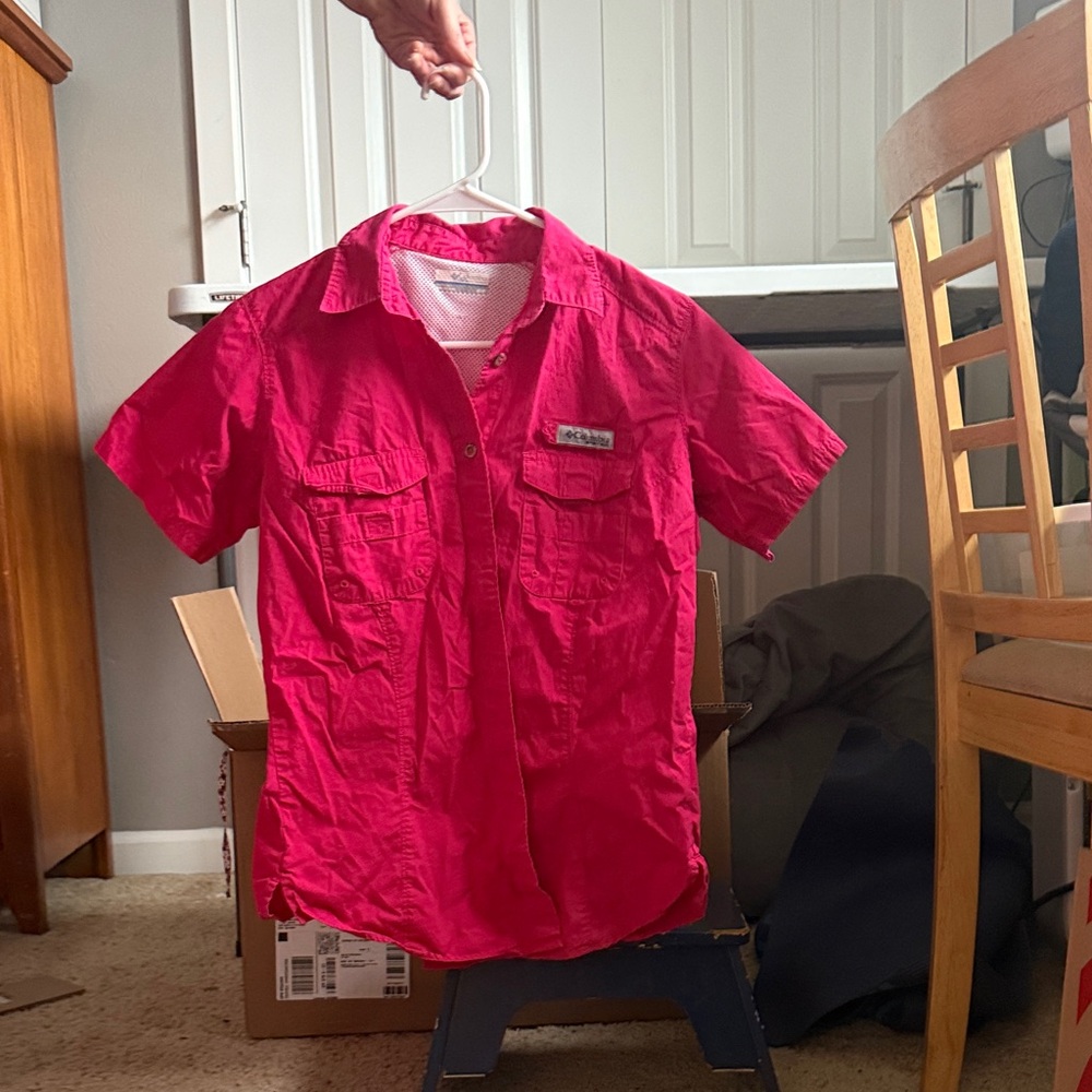 Columbia Hot Pink Short Sleeve Shirt